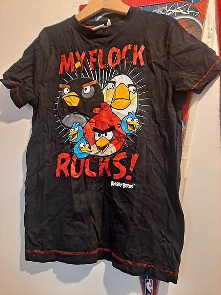 Angry Birds t-paita koko 134/140 musta