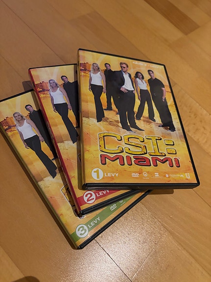 CSI: Miami DVD:t 3kpl yht. 3€