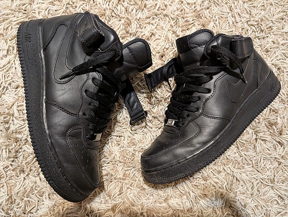 Nike Air Force 1 Mid