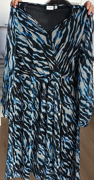 Vila Evoked mekko koko 50