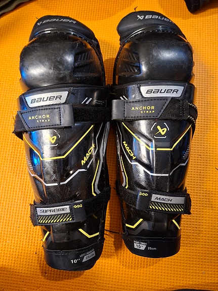 Bauer Supreme Mach jääkiekkosäärisuojat 10" / 25 cm