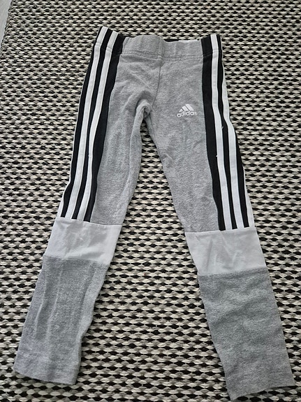 Adidas housut koko 116