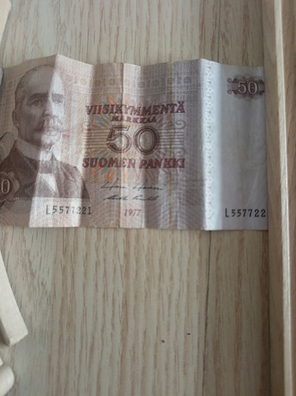 50 markkaa