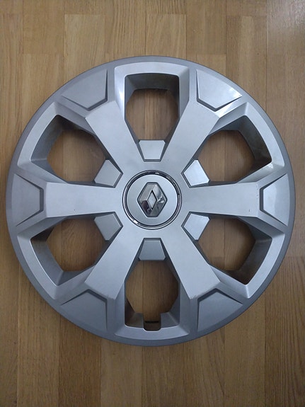 Renault 16" pölykapseli