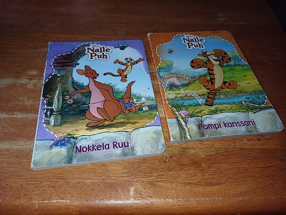 Nalle puh kirjat