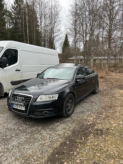 Audi 17” aluvanteet.