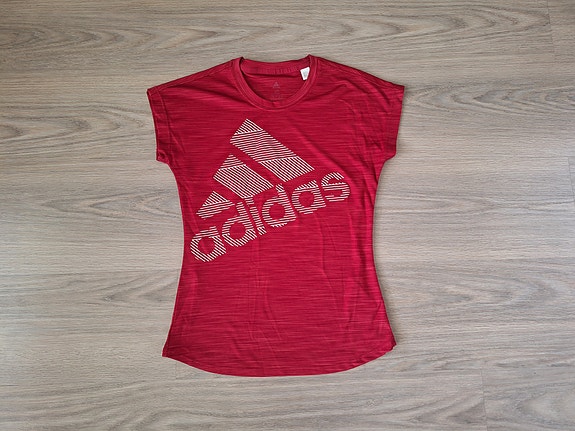 Naisten/tyttöjen Adidas urheilupaita XS