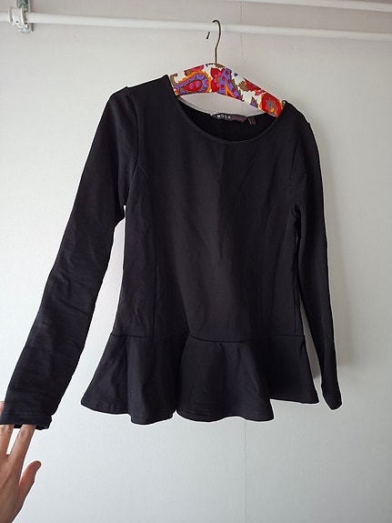 Nosh peplum helmainen paita