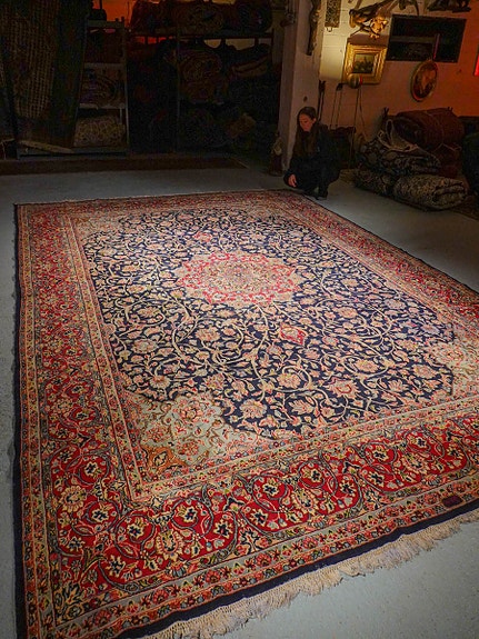 Näyttävän suuri ja sininen käsinsolmittu persialainen matto – 417 x 297 cm