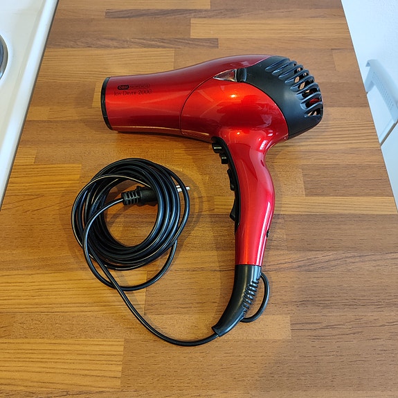 Hiustenkuivaaja OBH Nordica