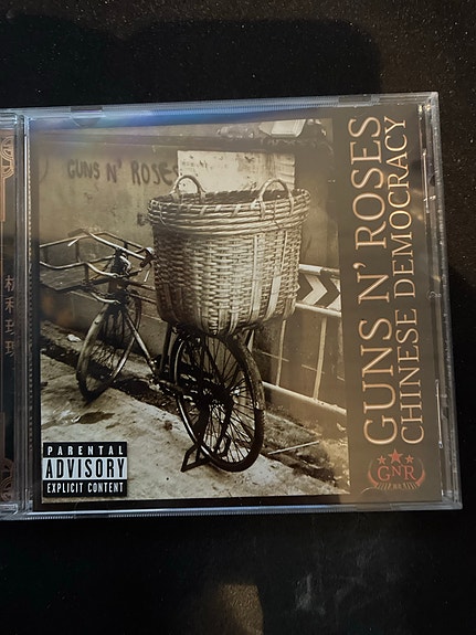Guns N’ Roses: Chinese Democracy CD-albumi