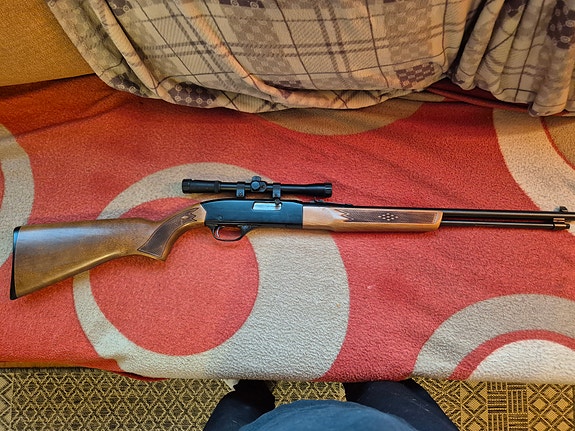 Winchester 22lr pienoiskivääri