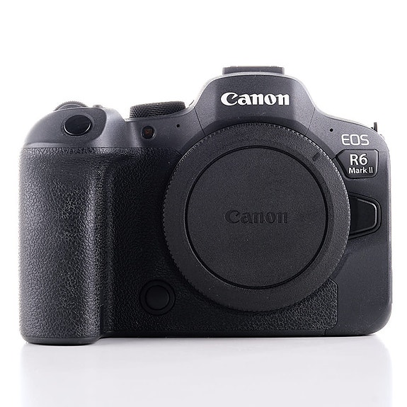 Canon EOS R6 Mark II -kamera (sc. max 150000) (käytetty)