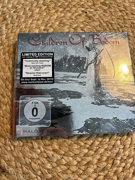 Children Of Bodom Halo Of Blood limited edition CD/DVD | Tori