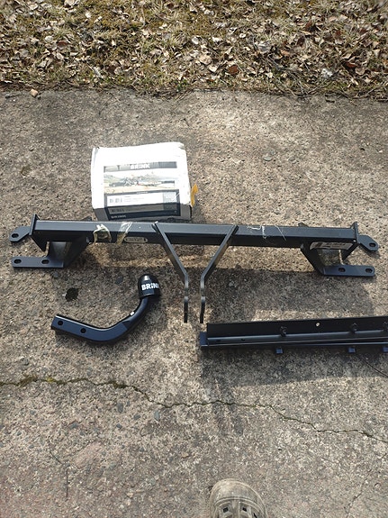 Subaru legacy/outback vetokoukku