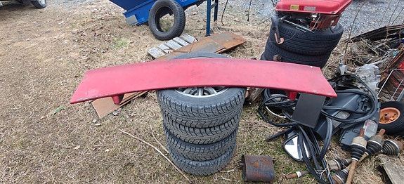 Tuning spoileri amis autoon