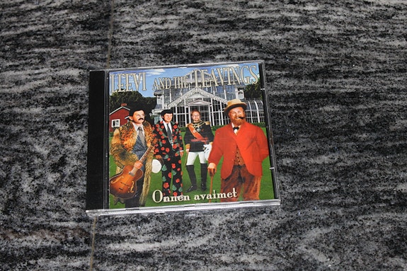 Leevi & the Leavings Onnen avaimet cd