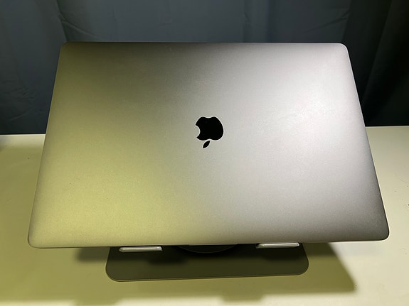 MacBook Pro 16" 2019 – i9 / 32GB RAM / 1TB SSD
