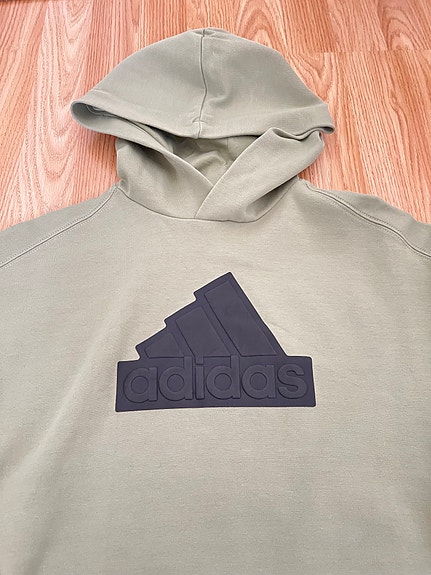 Lasten  Adidas huppari 140 cm