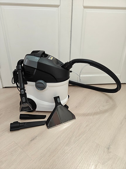 V: Kärcher tekstiilipesuri