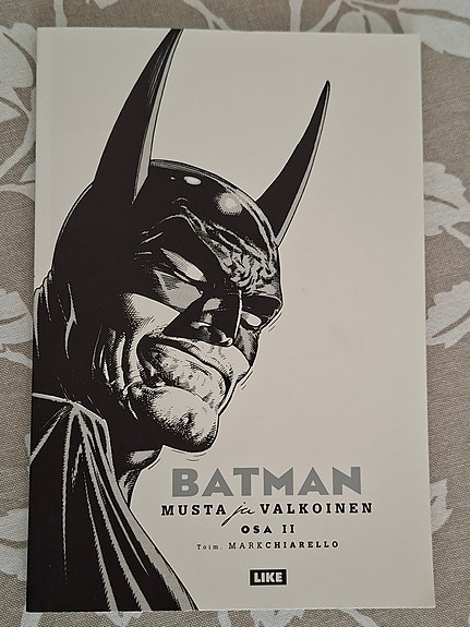 Batman musta ja valkoinen II