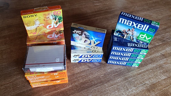 MiniDV-digitaalisia videokasetteja