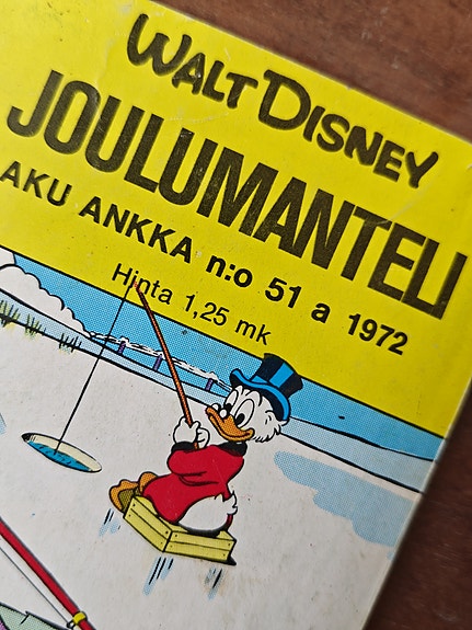 Walt Disney, Aku Ankka -Joulumanteli n:o 51 a 1972 sarjakuvalehti