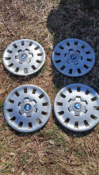 BMW pölykapselit 15"