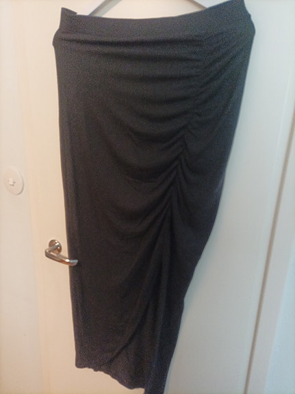 Lindex musta pitkä hame koko M