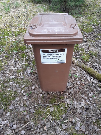 Ruskea jäteastia 240l