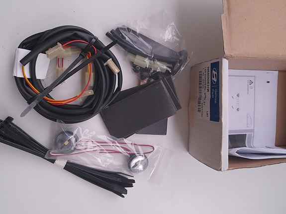Hyundai 99650ADE31W - LED interior lighting set rear seats