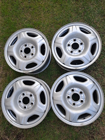 Honda Cr-v peltivanteet 15" 4 kpl