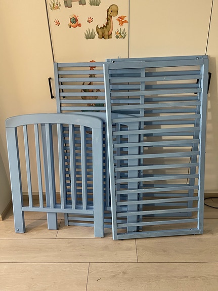IKEA pinnasänky sininen