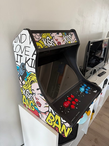Neolegend Kiss Kiss Bang Bang Arcade pelikonsoli