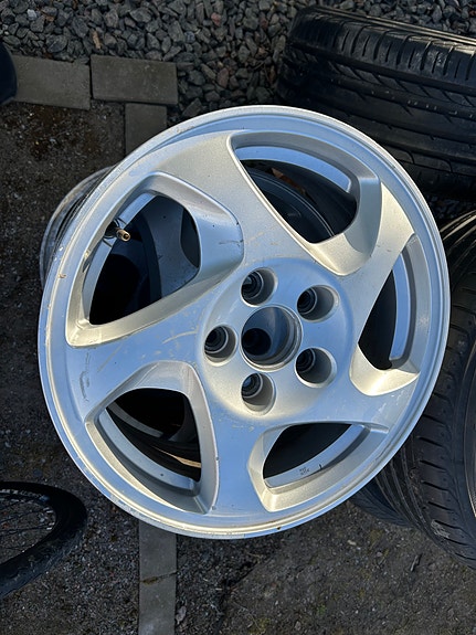 Honda Prelude 2.2 vti alkuperäiset 16” aluvanteet