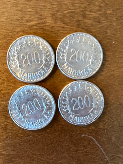200 markkaa kolikot