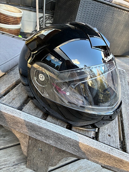 Schuberth C3 Pro moottoripyöräkypärä musta