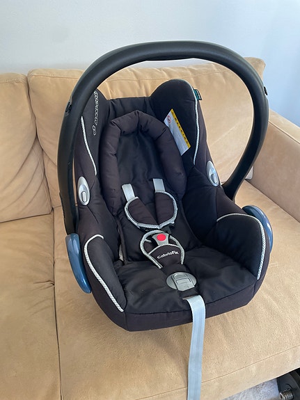 Maxi-Cosi CabrioFix turvakaukalo 0–13 kg musta