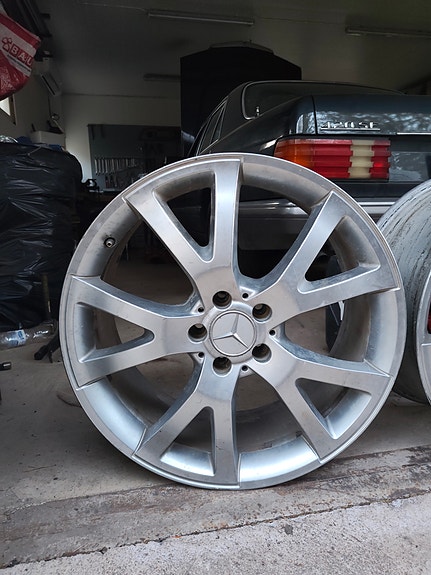 Mercedes Benz Original 20x8,5" ET61