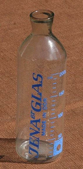 Lasinen Jena er Glas tuttipullo