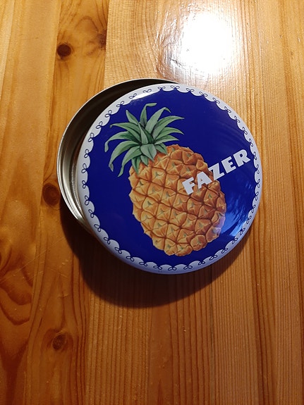 Vintage Fazer Ananas peltirasia