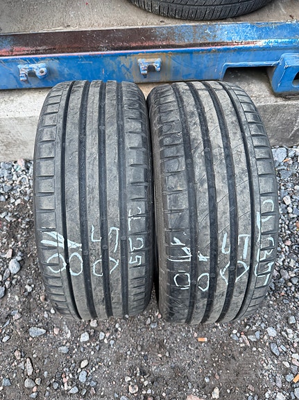 Renkaat 235/50/18 Nokian 2kpl 7mm
