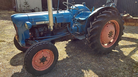 Fordson dexta