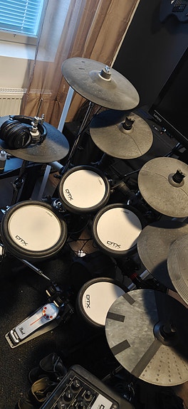 Yamaha DTX padit ja KP90 basaripadi