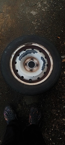 Pakettiautoon  Kesärenkaat 14"C