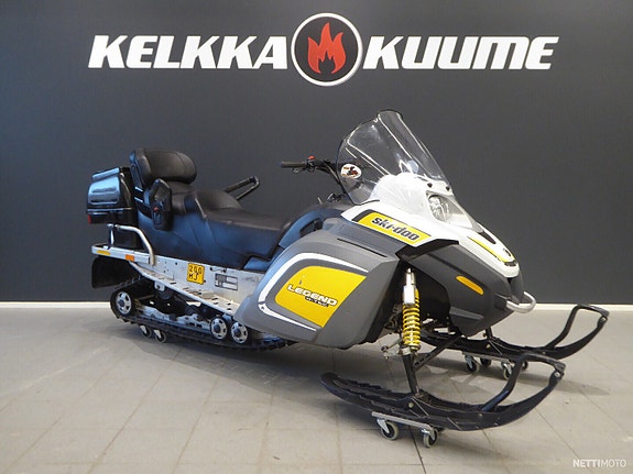 Ski-Doo Legend