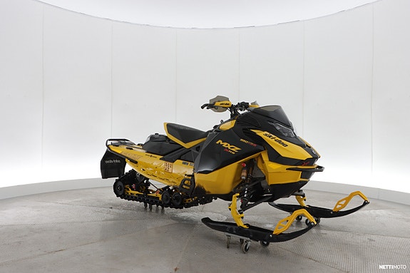 Ski-Doo MX Z