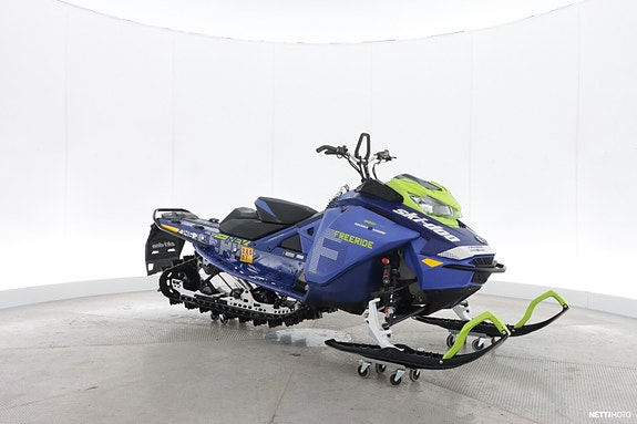 Ski-Doo Freeride