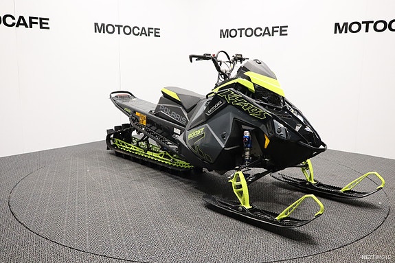 Polaris RMK