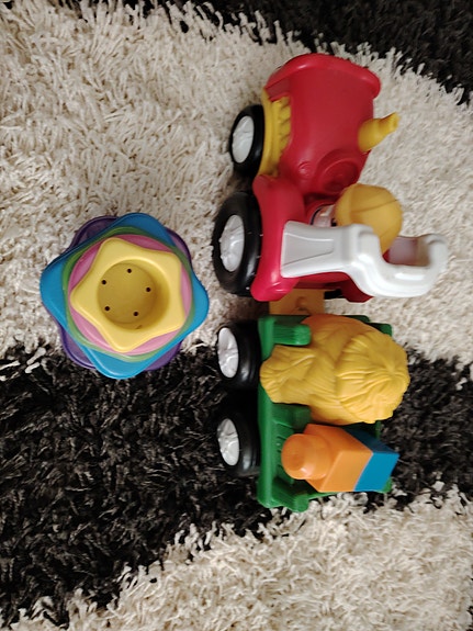 Myynti Fisher-Price traktori lelu ja tornilelu